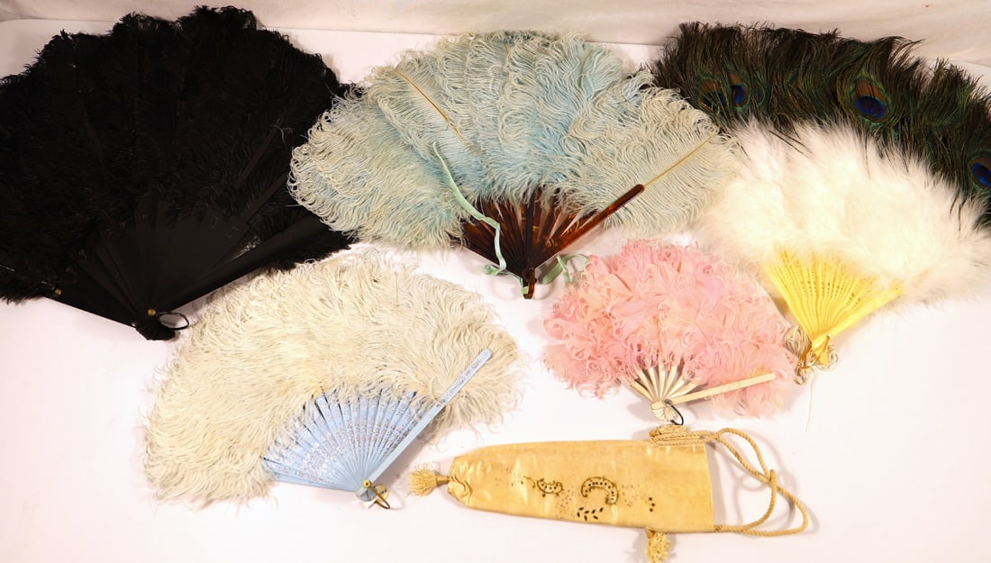 Vintage Feather Fans (1 of 4)