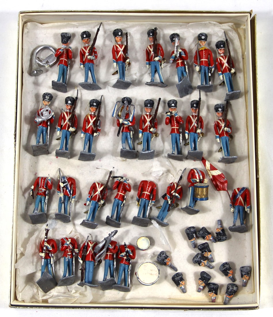 Vintage Lead Soldiers (1 of 2)