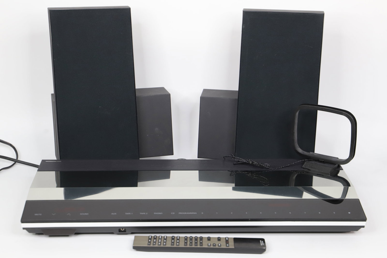 Bang & Olufsen, Speakers, Receiver: Vintage speakers dated 1991; Type NO: 6203 L; Serial NO: 08708225; Beomaster 4500 receiver is dated 1988; Serial NO; 08832580; Beolink 1000 remote; Working condition unknown, all items power on; In us