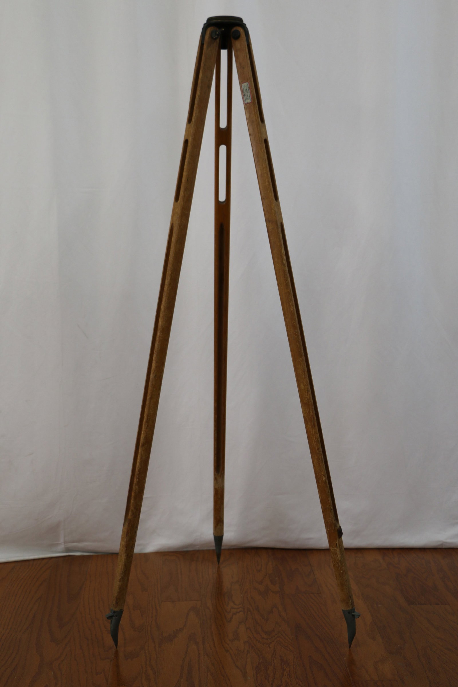 David White Company, Surveyor Tripod: Vintage wood and metal surveying tripod; Marked "David White Company, No. 9030 Tripod; Measures approximately H 60 inches when closed; In used condition. See photos