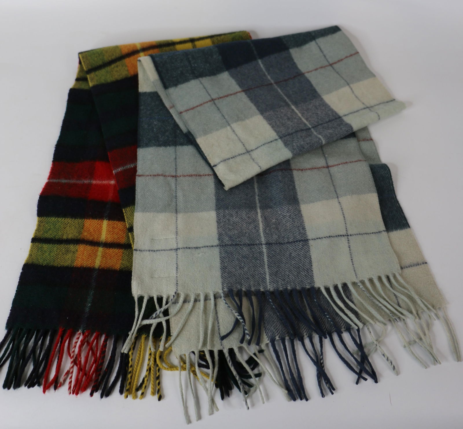 Johnstons, Cashmere Scarves (1 of 1)