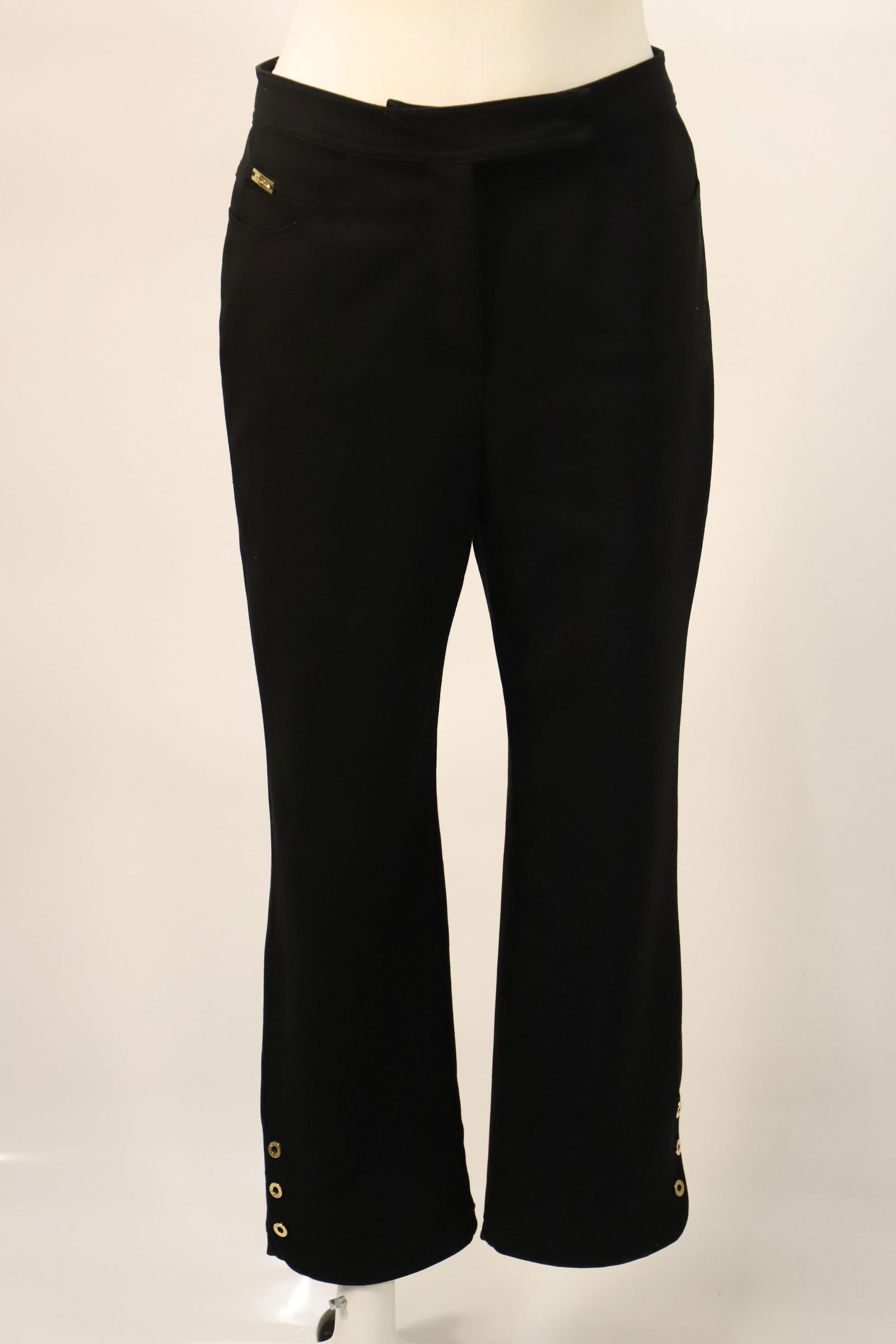 St. John Sport, Ladies Pants (1 of 6)