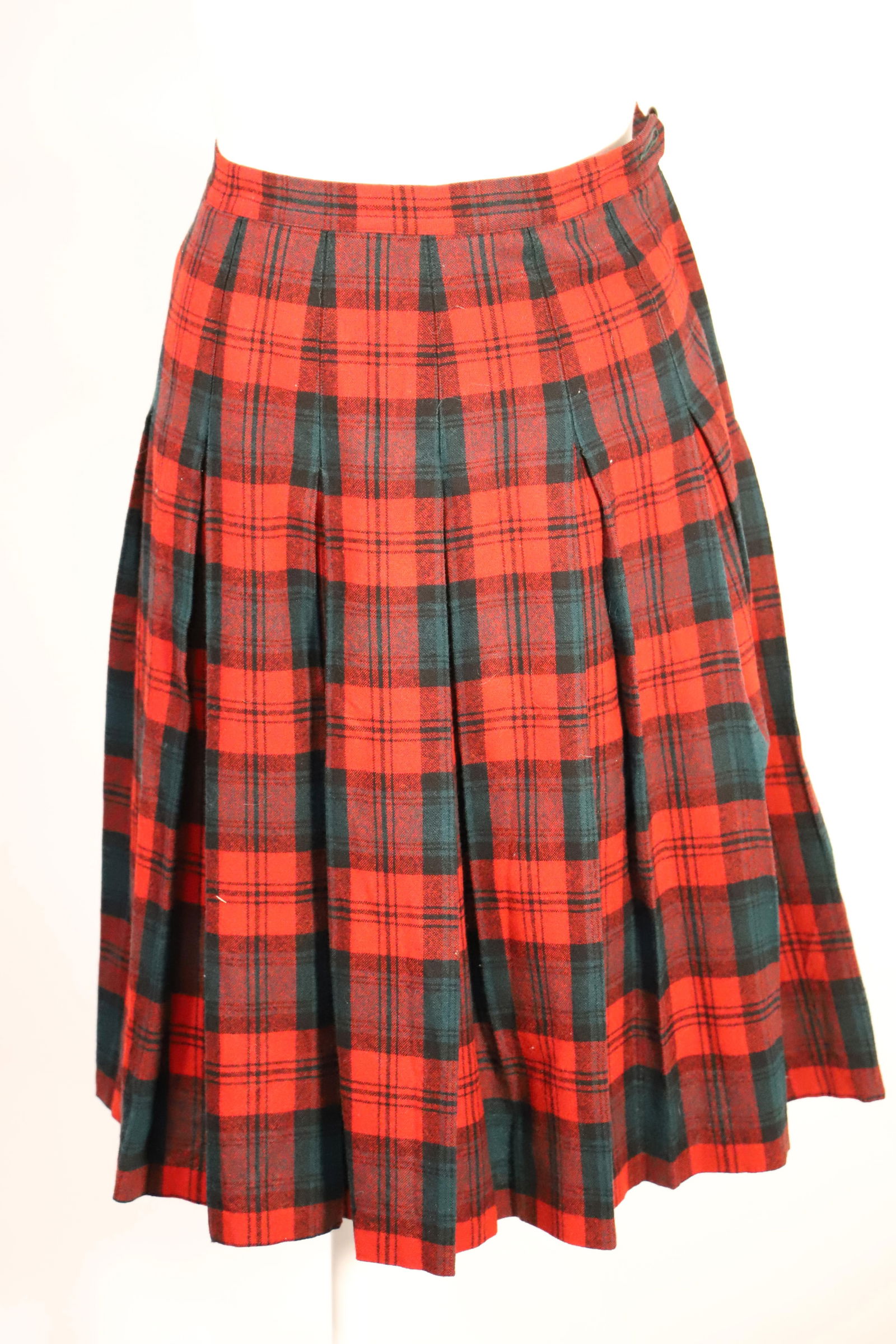 Pendleton, Plaid Skirt (1 of 4)