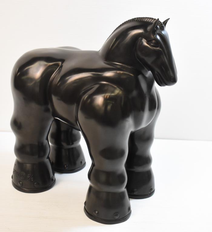 BOTERO Fernando (Italian) - BRONZE SCULPTURE (1 of 9)