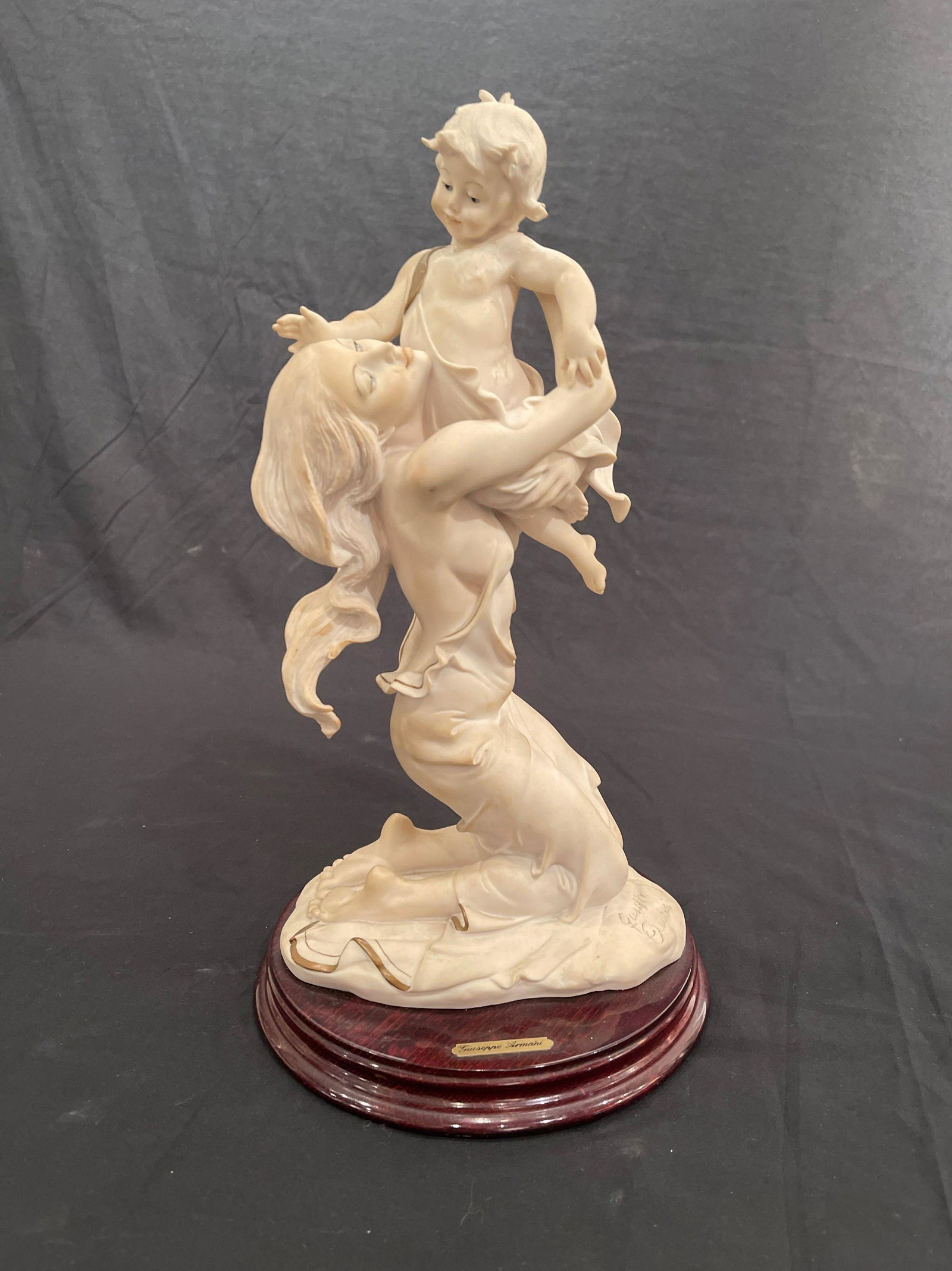 Giuseppe Armani Florence Figurine "Abiding Love" Signed (1 of 6)