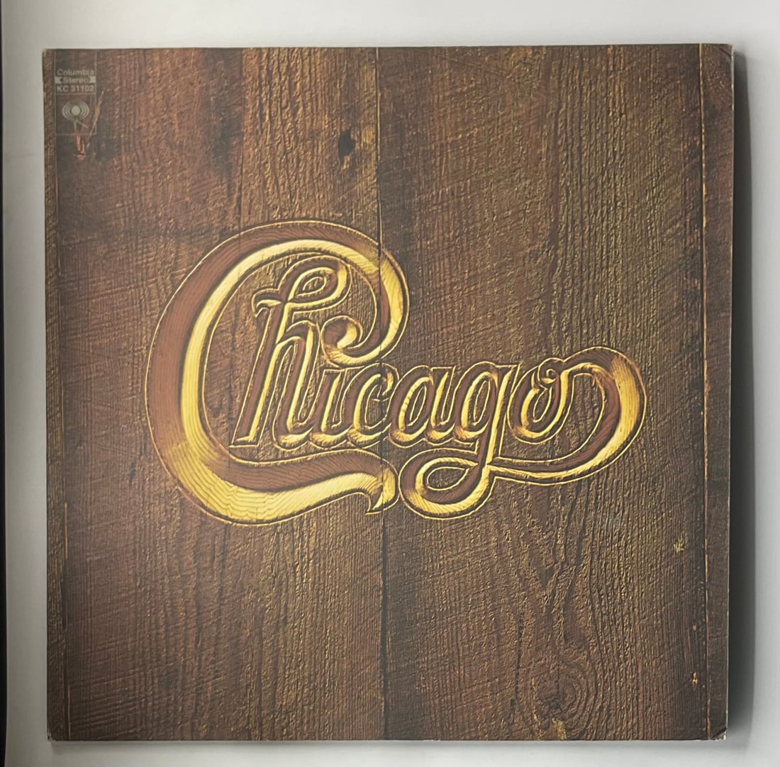 Chicago, Chicago V Record: Chicago, Chicago V Recordalbum vinyl record in playing condition. This piece came from a private collector with unknown origination and authentication. This record would make a great gift for any musi