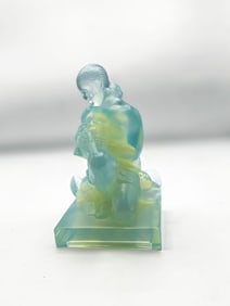 Jeune Fille Aux Colombes Figurine, Sabino France