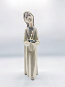 Girl with Candle, Matte, 1974, Lladro
