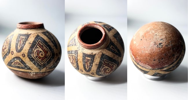 Fine Pre-Columbian Chiriquí Polychrome Globular Jar with Black & Red Geometric Designs, from the: Cornelius Osgood Collection – Authentic Pre-Columbian Chiriquí-Style Polychrome Globular JarThis striking low-fired earthenware jar exemplifies classic pre-Columbian artistry from the Greater Chiri