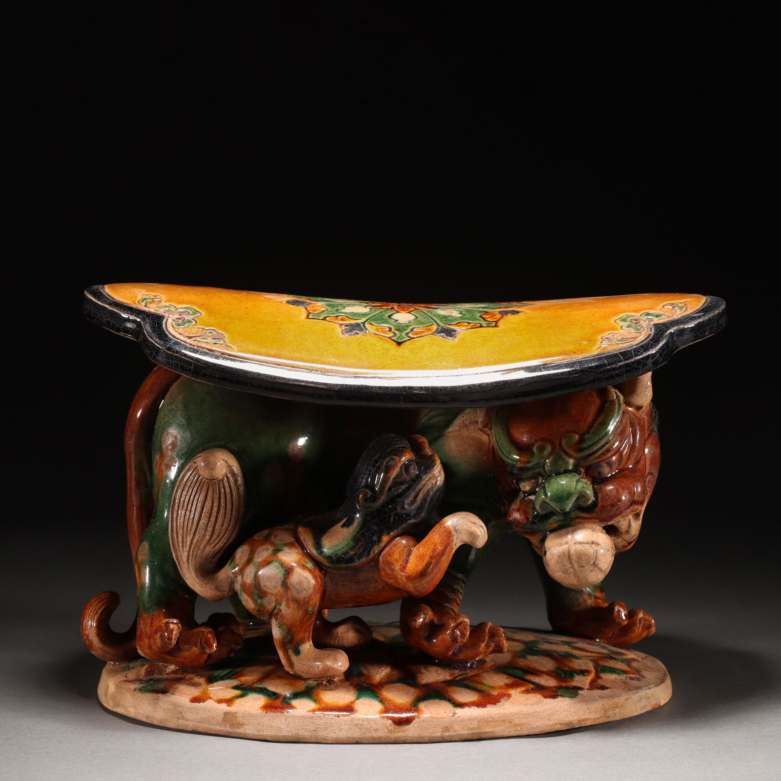 A Chinese Sancai Glaze Pottery Pillow (1 of 7)