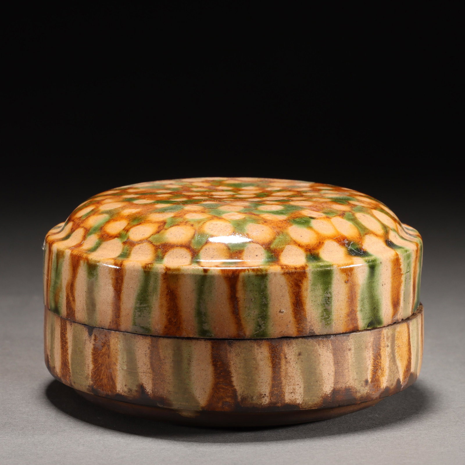 A Chinese Sancai Glaze Pottery Pomander Box and Cover (1 of 6)