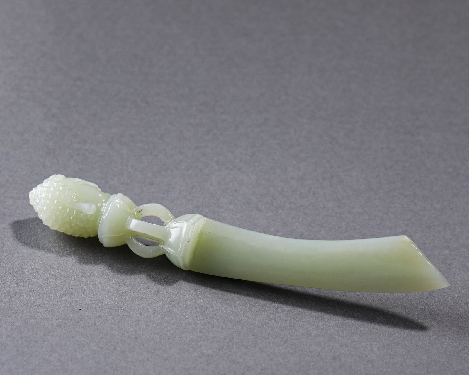 A Chinese Carved Jade Ornament (1 of 7)