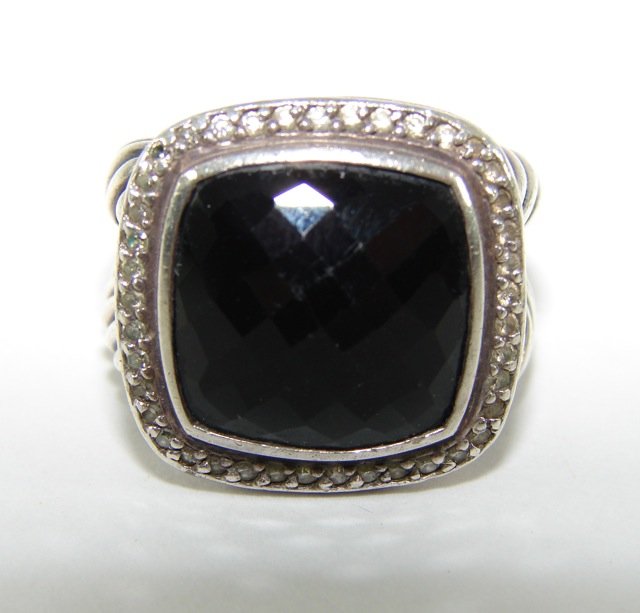 David Yurman Sterling and Onyx Ladies Ring.: Cushion cut onyx. Size six, can be sized.