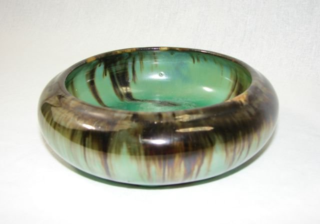 Prang, Fulper pottery Bowl. C.1913 - 1916.: Bowl size Diameter 6 inches. Slight age crack on the bottom.