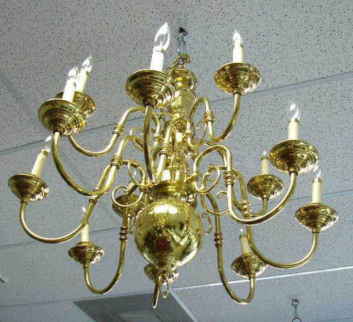 Williamsburg Style Brass Chandelier 12 Arm