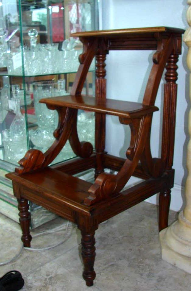 Sheraton Style Library Step Table (1 of 2)
