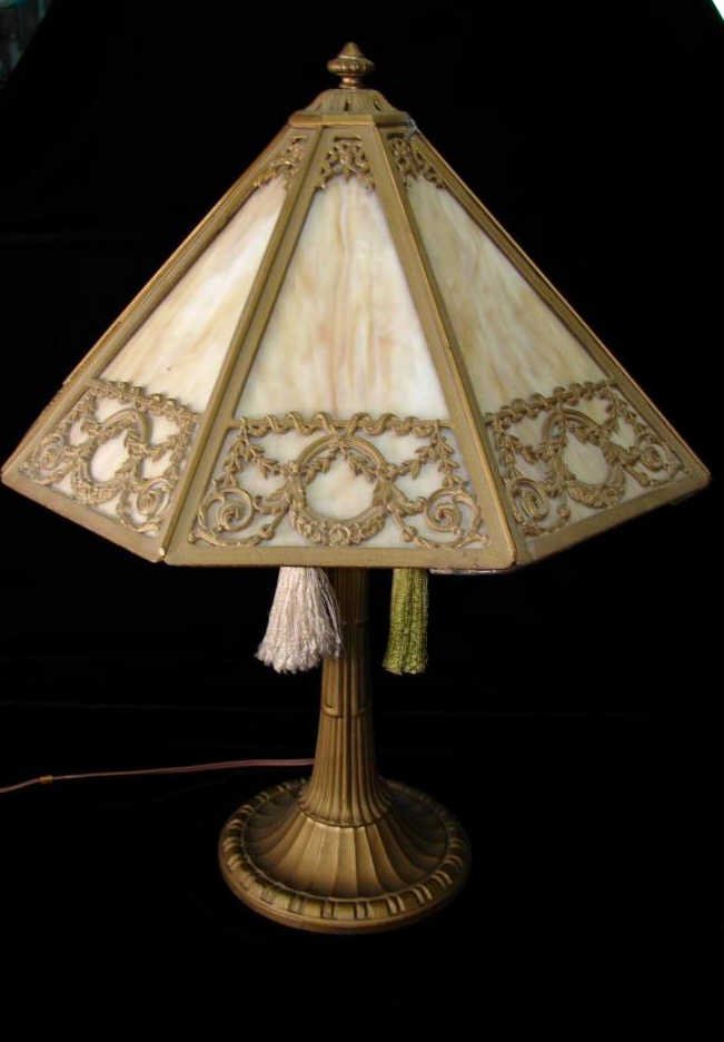 Pair (2) Slag Glass Table Lamps (1 of 7)