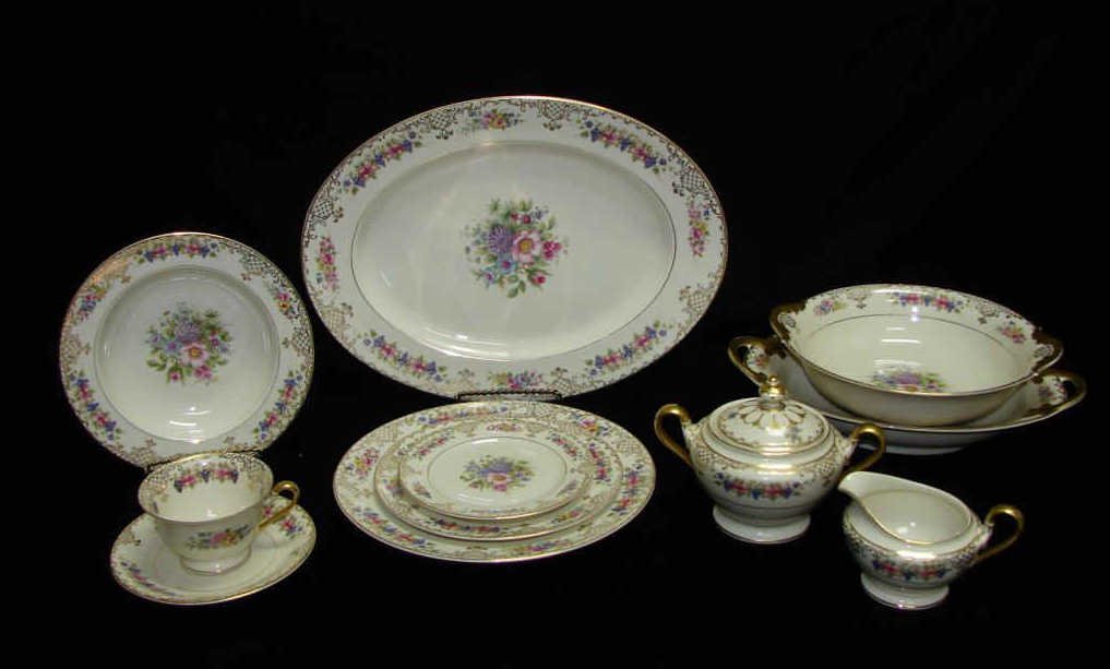 Rosenthal Floranda China Service for 13 (1 of 5)