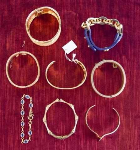 Lot of Gold Tone Bracelets (1 of 10)