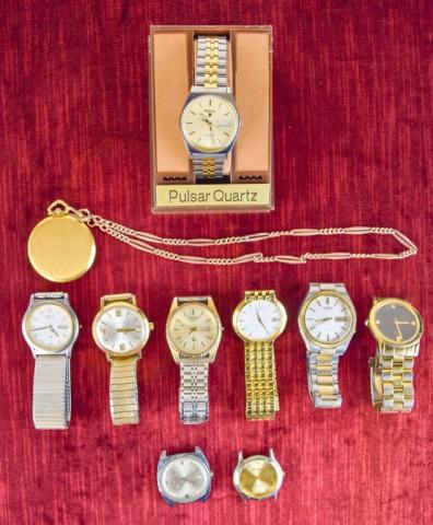 Lot of Mens Watches: Citizen gold face silver band. On back of case (80200016 3801-289471KT 35-7367 GN-4W-S water resist). Button for wind missing. Citizen white faced watch with gold tone band. On back of case (5510-KO60