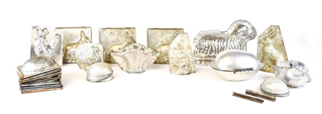 Grouping of Vintage Easter Chocolate Molds (1 of 5)