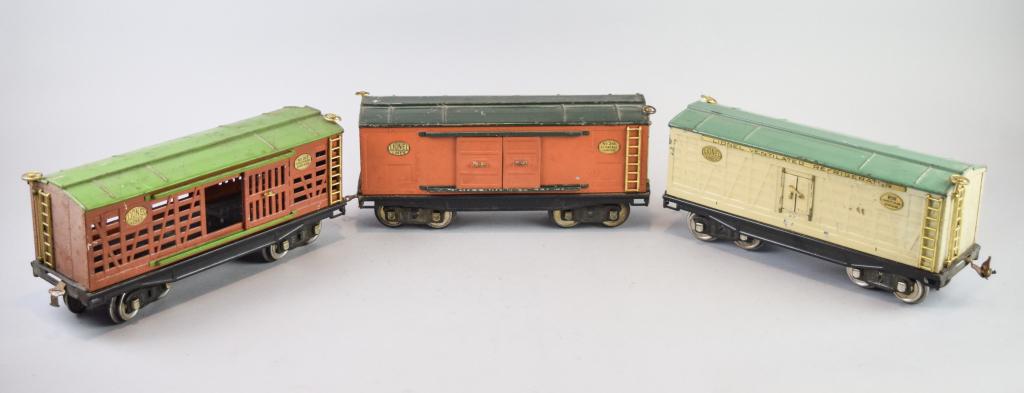 Group of Lionel Lines Train Cars (1 of 12)