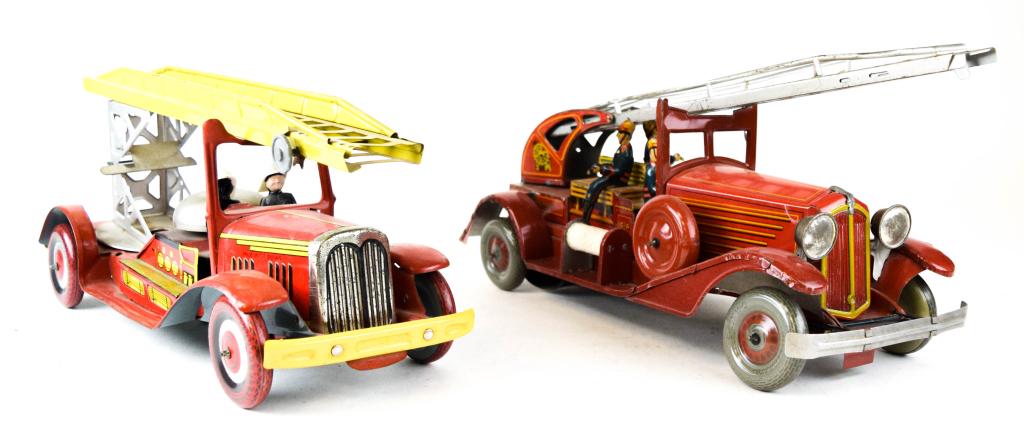 2 Tin Litho Wind-Up Fire Trucks (1 of 13)
