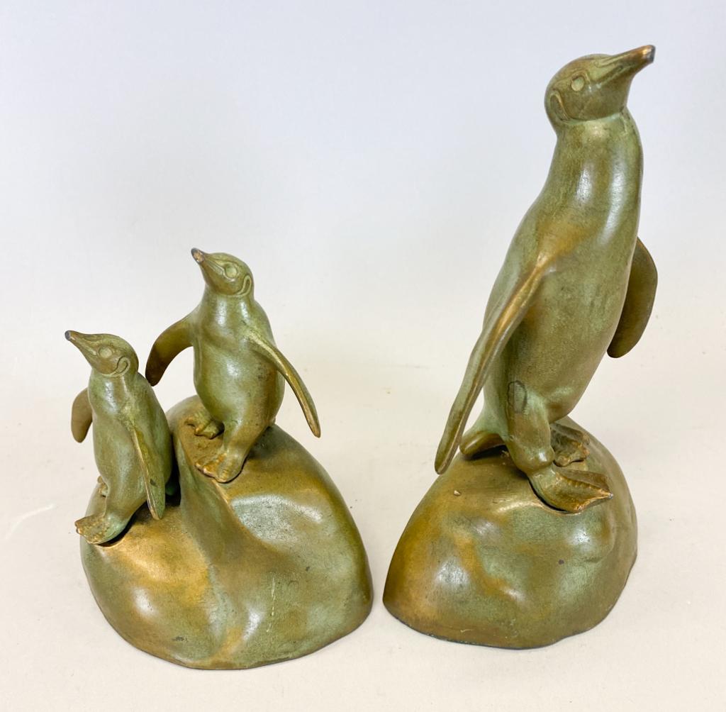 Pair of McClelland Barclay Bronze Penguin Bookends (1 of 7)