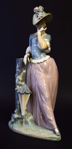 Lladro Esthetic Pose Porcelain Figurine (1 of 7)