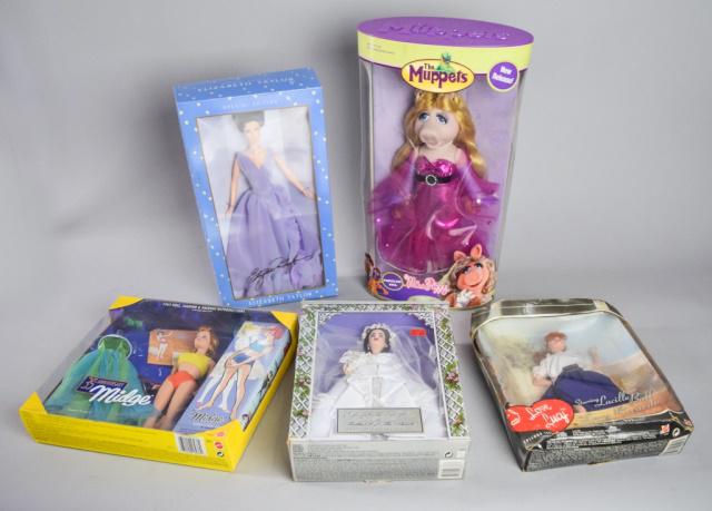 Lucille Ball Elizabeth Taylor Figures New In Boxes (1 of 7)