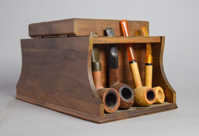 Pipe Rack With Tobacco Pipes (1 of 6)