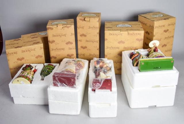 Grouping of Jim Shore Collectibles: Grouping of carved Jim Shore collectibles, many in original boxes.