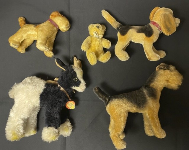 Steiff Stuffed Animals (1 of 1)