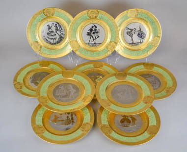 10 Limoges Royal China Dinner Plates: With gold and platinum gilt. Each 10 1/2"-diameter. Some wear