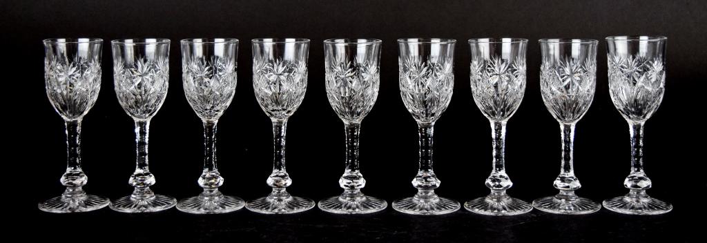 9 Saint Louis Chantilly Pattern Cordial Glasses (1 of 6)