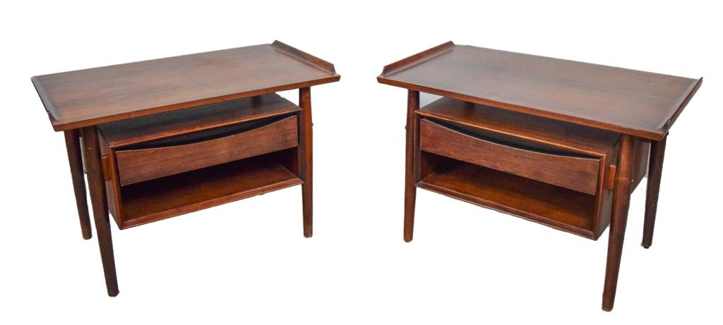 Pair of Arne Vodder for Mobler Nightstands: Pair of Danish Modern Rosewood Nightstands, Tray Top, 1 Drawer with Shelf, Circa 1960 Arne Vodder for George Tanier by Sibast Mobler 29" L X 18" W X20 1/2" H