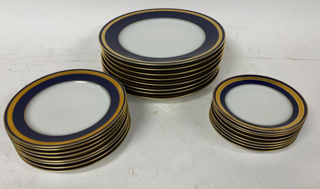 Rosenthal Eminence Cobalt Dinner Service for 8 (1 of 7)