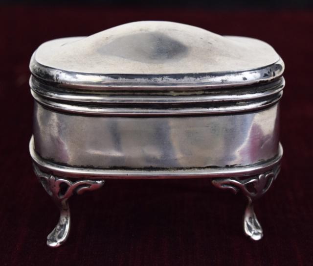Sterling Silver Footed Dresser Box (1 of 6)