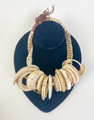 Cord of Shell with Rings (1 of 15)