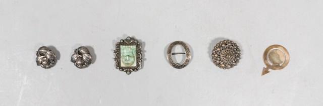 Grouping of 6 Silver Accessories (1 of 11)