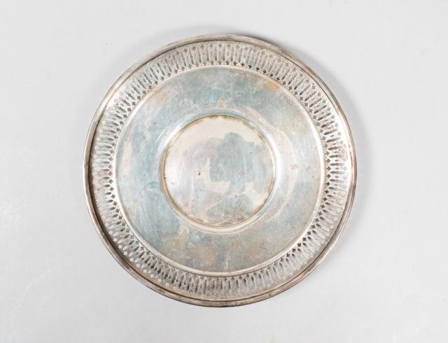 Roger Williams Silver Co. Sterling Plate (1 of 7)