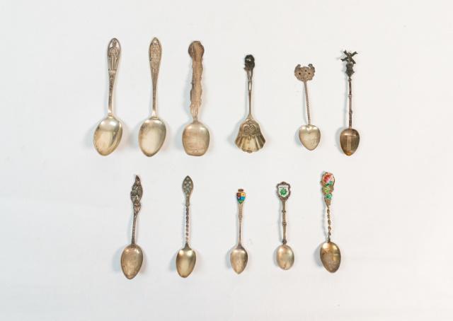 Collection of 11 Sterling Souvenir Spoons (1 of 14)
