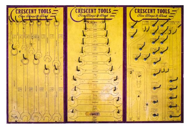 3 Crescent Tools Racks / Displays (1 of 6)