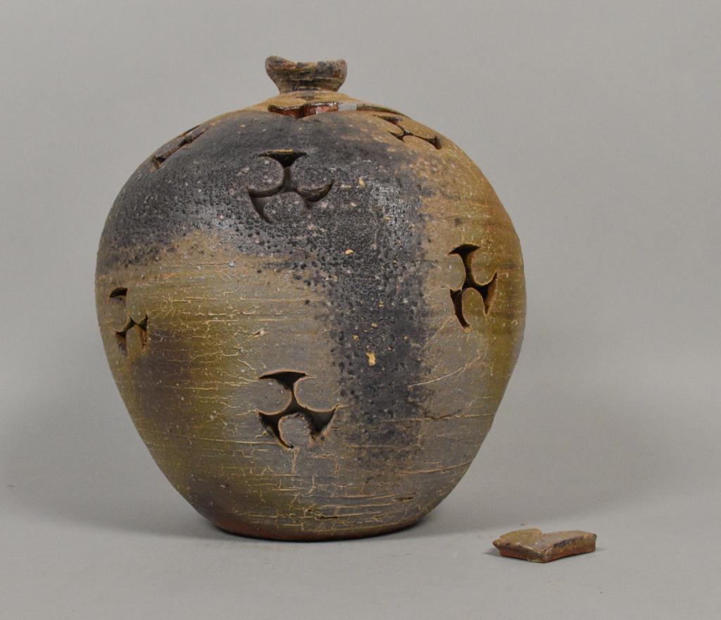 Japanese Pottery Jar (1 of 5)