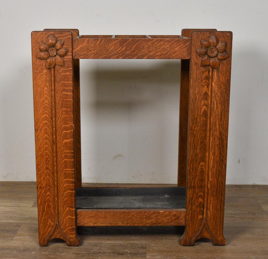 Arts and Crafts Umbrella Stand (1 of 10)