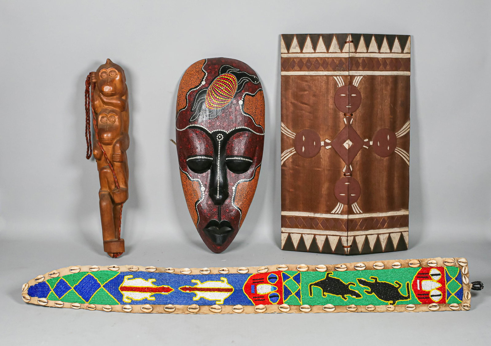 4 Ethnographic Decorative Items (1 of 11)