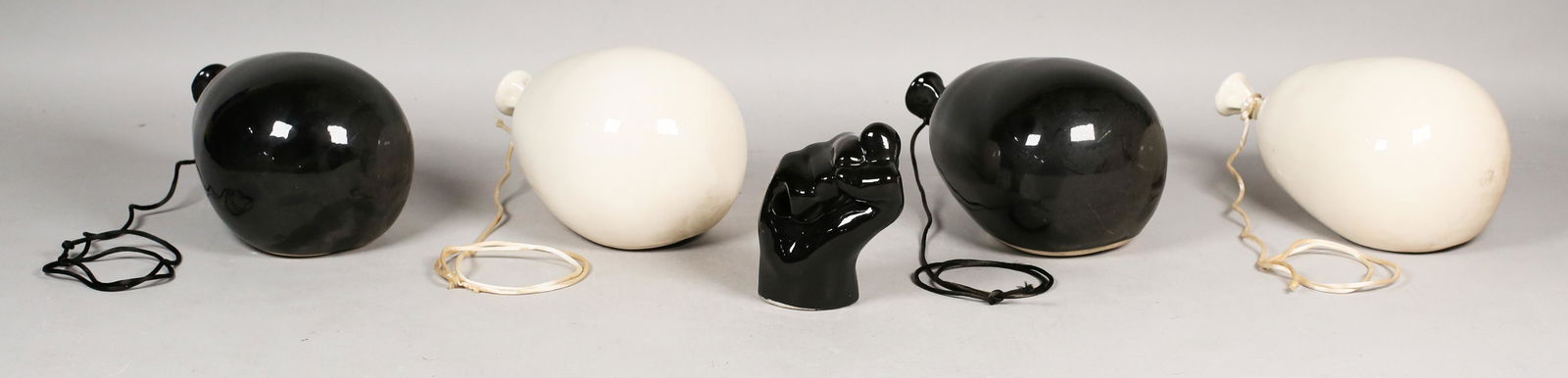 Dyer Pottery Balloon Wall Sculpture (1 of 9)