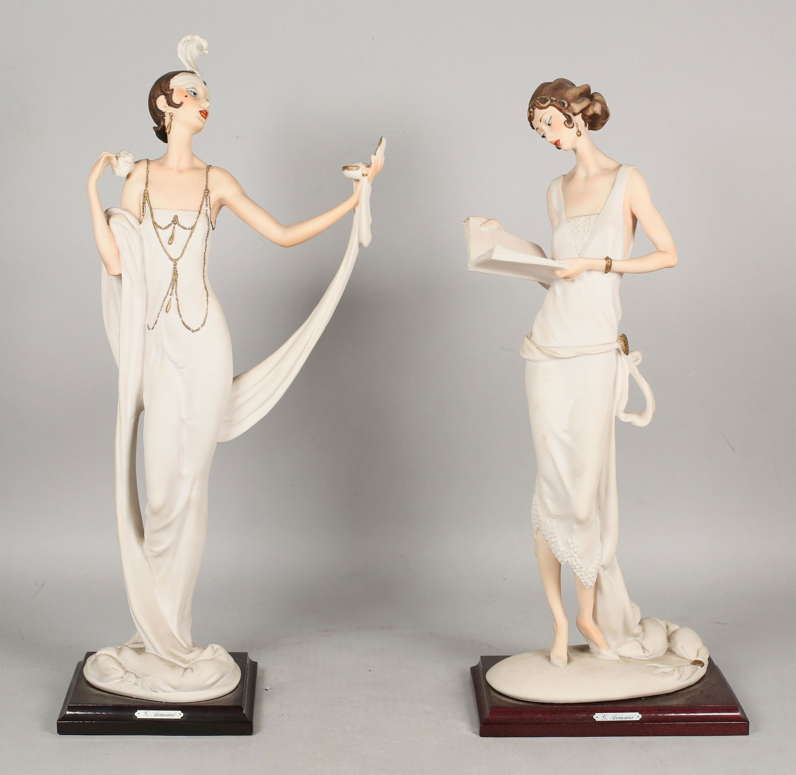 2 Giuseppe Armani Capodimonte Porcelain Statues (1 of 10)