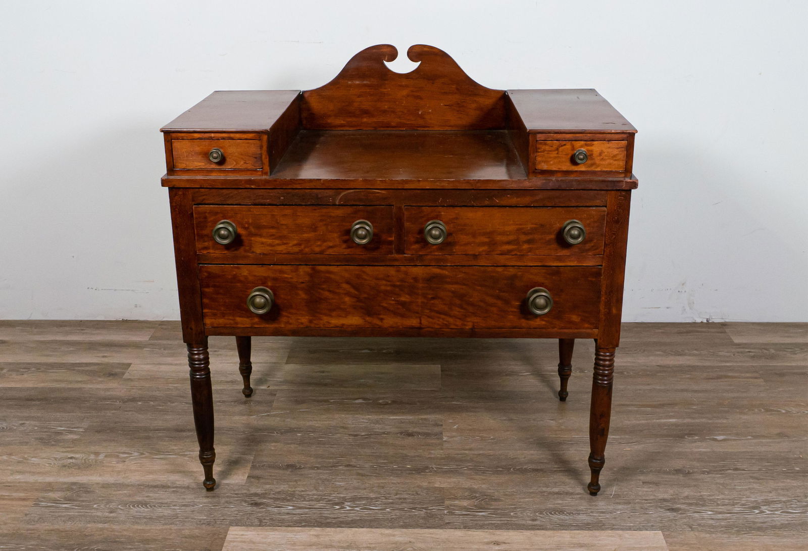 Edwardian Server (1 of 10)