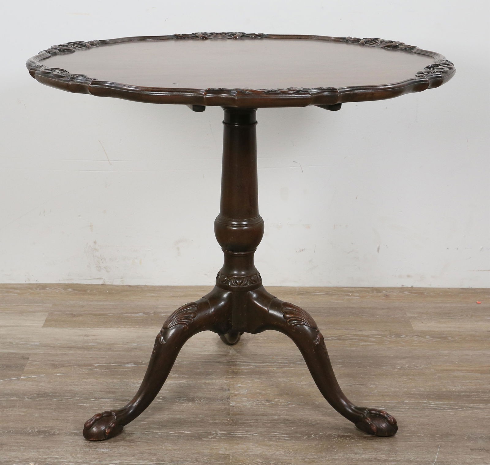 Georgian Chippendale Style Tilt Top Table (1 of 10)